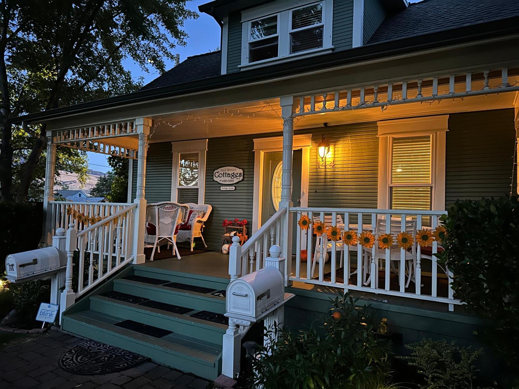 Second Street Cottages Ashland Exterior photo